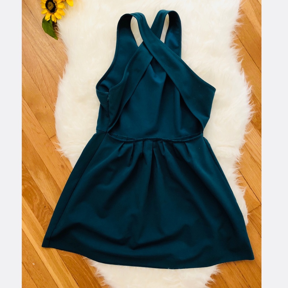 party dress w/ crisscross back 💚💙 - Picture 2 of 2